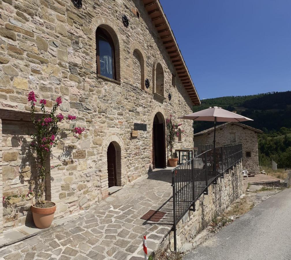 Agriturismo Marcofrate, A Retreat In The Nature Valtopina Exterior photo