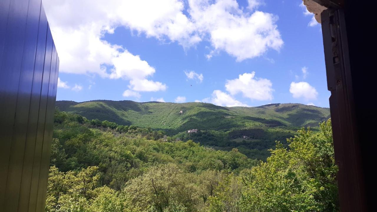 Agriturismo Marcofrate, A Retreat In The Nature Valtopina Exterior photo
