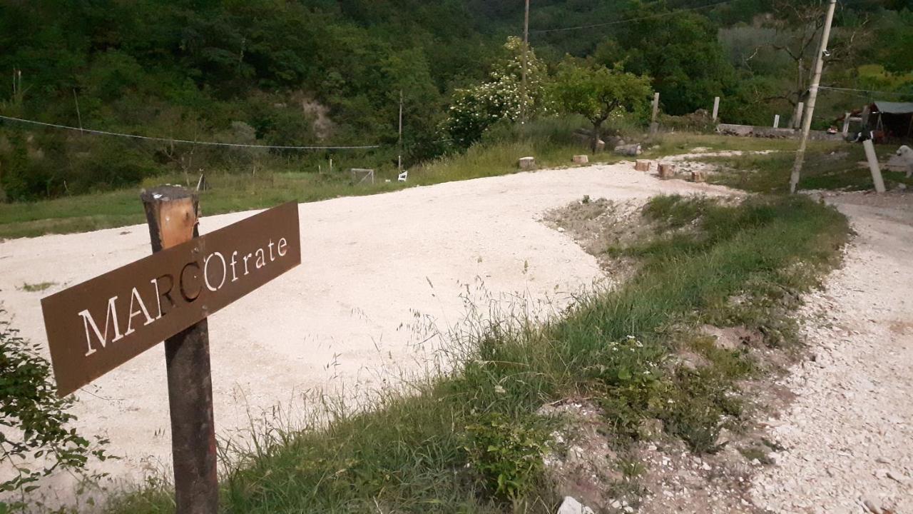 Agriturismo Marcofrate, A Retreat In The Nature Valtopina Exterior photo